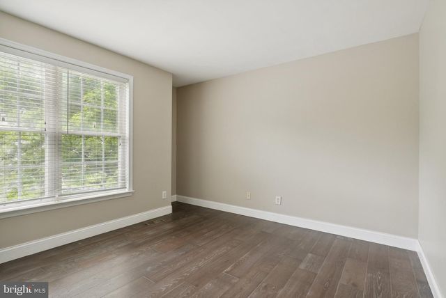 51 KNICKERBOCKER LN, Malvern, PA 19355