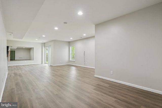 51 KNICKERBOCKER LN, Malvern, PA 19355