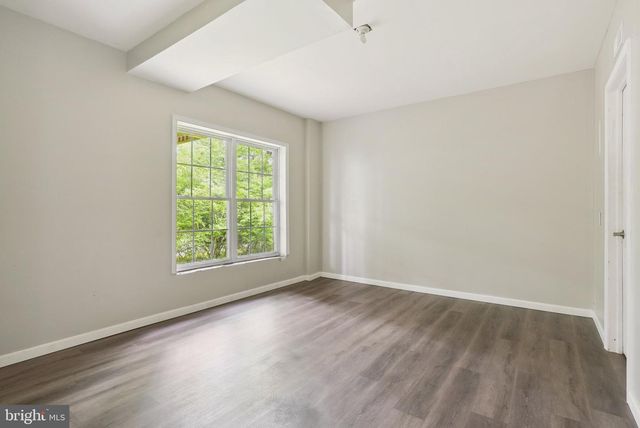 51 KNICKERBOCKER LN, Malvern, PA 19355