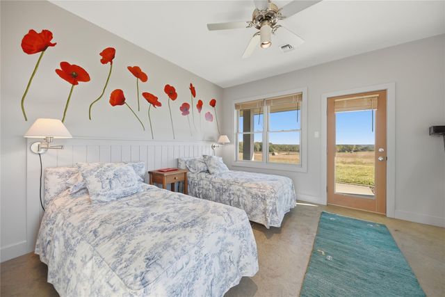 7850 Highway 159 W, Bellville, TX 77418