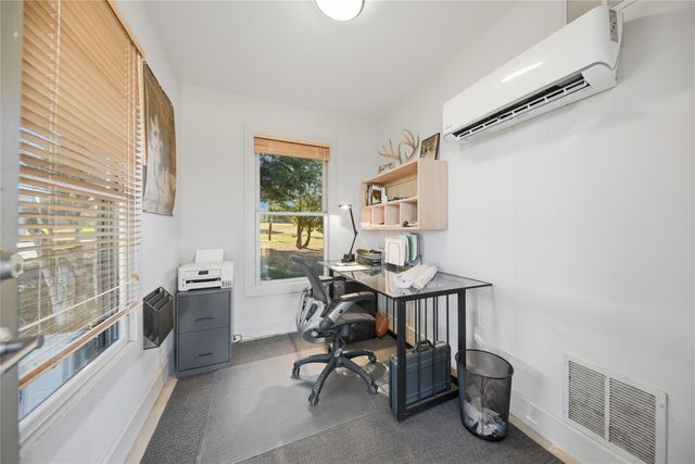 7850 Highway 159 W, Bellville, TX 77418