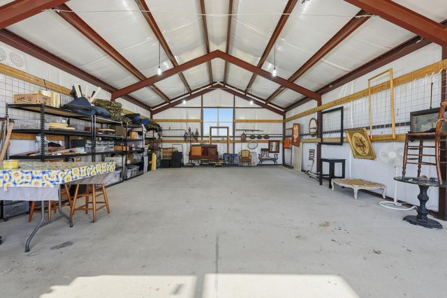 7850 Highway 159 W, Bellville, TX 77418