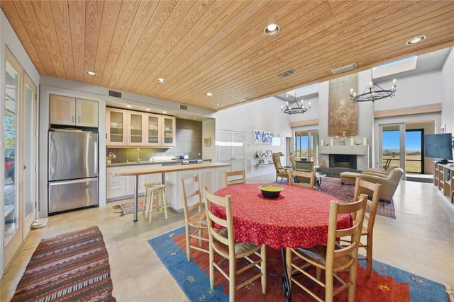 7850 Highway 159 W, Bellville, TX 77418