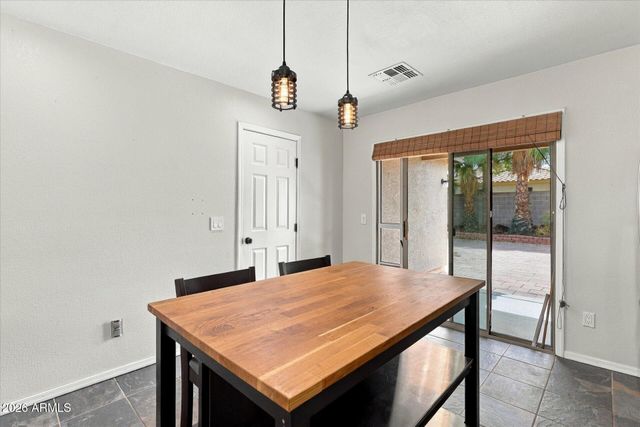 2891 W Silver Creek Lane, San Tan Valley, AZ 85144