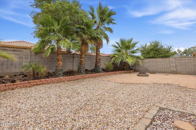 2891 W Silver Creek Lane, San Tan Valley, AZ 85144