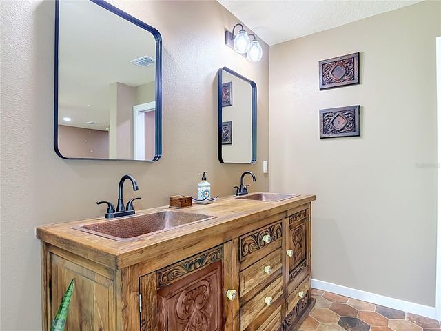 520 SUMMERHAVEN DRIVE, Debary, FL 32713