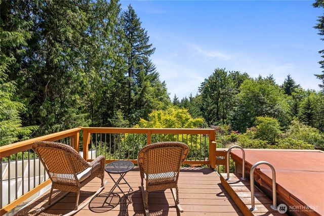 15765 Green Leaf Lane SW, Port Orchard, WA 98367