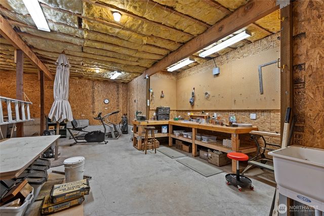 15765 Green Leaf Lane SW, Port Orchard, WA 98367