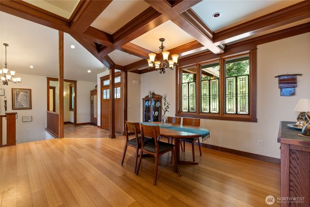 15765 Green Leaf Lane SW, Port Orchard, WA 98367