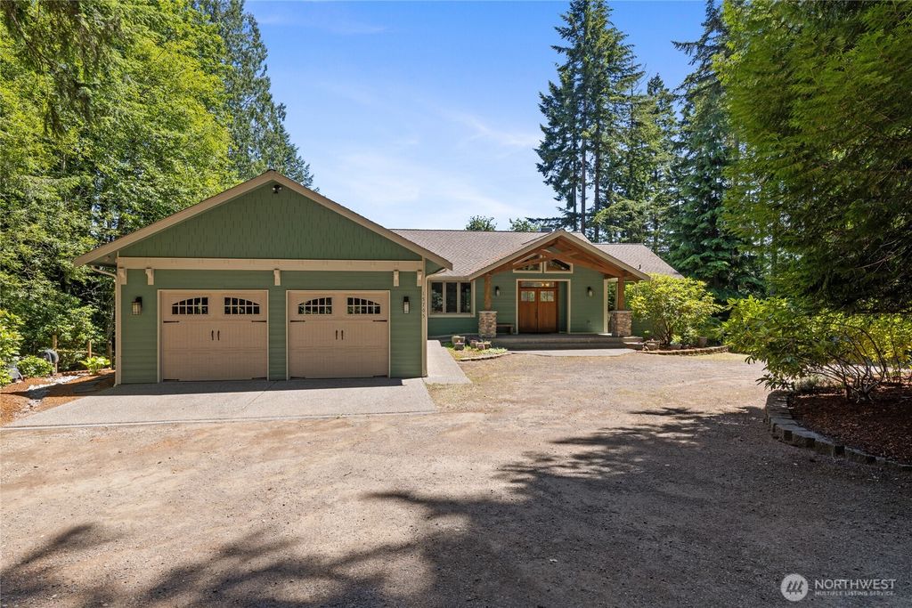 15765 Green Leaf Lane SW, Port Orchard, WA 98367
