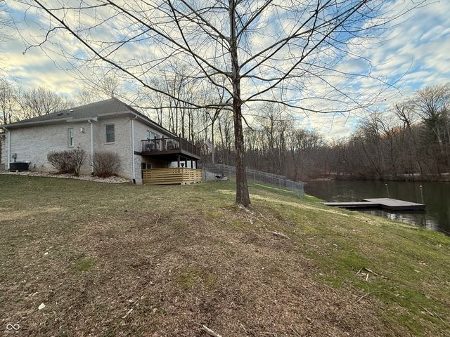 1326 E Browning Court, Martinsville, IN 46151