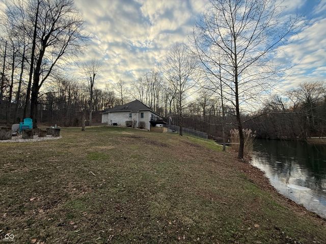 1326 E Browning Court, Martinsville, IN 46151