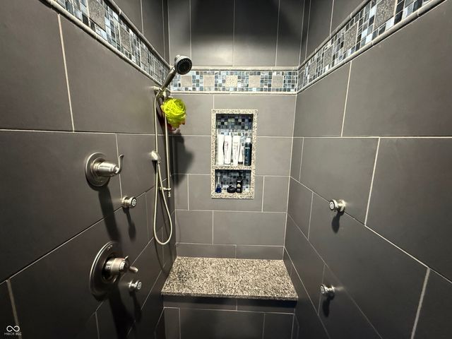 1326 E Browning Court, Martinsville, IN 46151