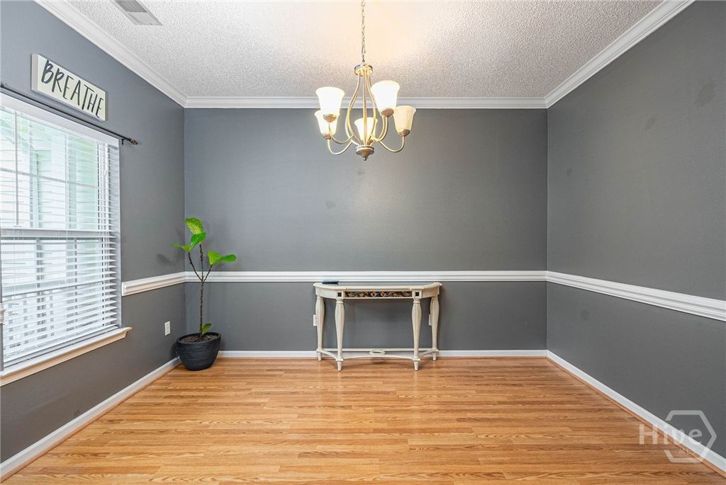 Image 5 of property listing at 88 Falkland Avenue, Savannah, GA 31407