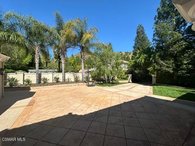 4006 Hunt Club Court, Agoura Hills, CA 91301