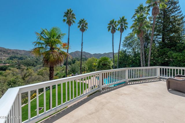 4006 Hunt Club Court, Agoura Hills, CA 91301