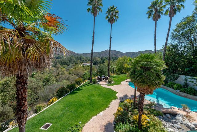 4006 Hunt Club Court, Agoura Hills, CA 91301
