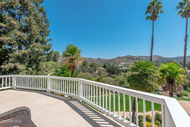 4006 Hunt Club Court, Agoura Hills, CA 91301