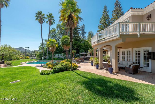 4006 Hunt Club Court, Agoura Hills, CA 91301