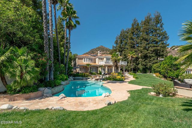 4006 Hunt Club Court, Agoura Hills, CA 91301