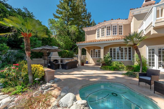 4006 Hunt Club Court, Agoura Hills, CA 91301