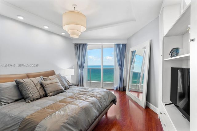 19111 Collins Ave 806, Sunny Isles Beach, FL 33160