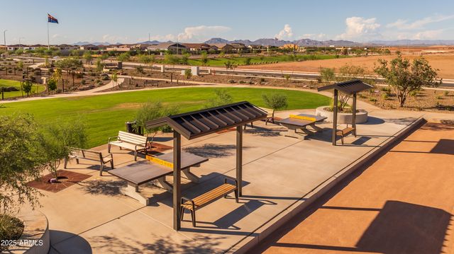 10184 S MINERS RUN Trail, Apache Junction, AZ 85120
