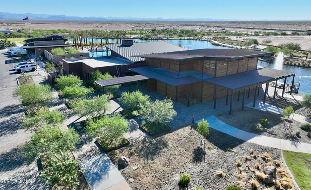10184 S MINERS RUN Trail, Apache Junction, AZ 85120