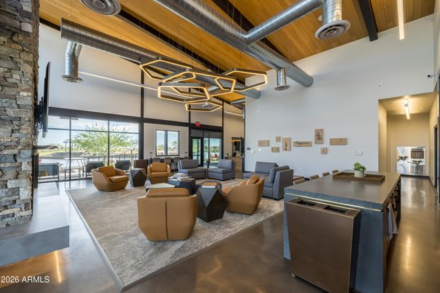 10184 S MINERS RUN Trail, Apache Junction, AZ 85120