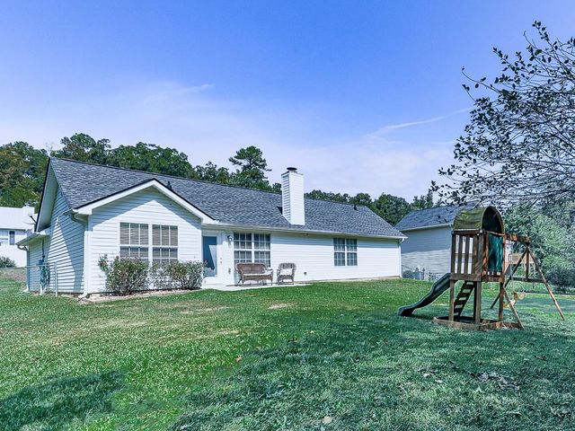 15 Oak Grove Lane NW, Adairsville, GA 30103