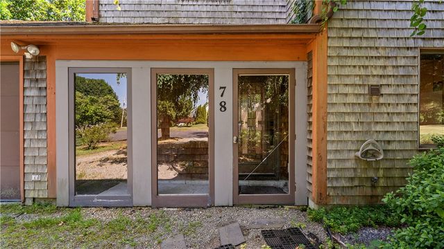 78 Independence Court, Portsmouth, RI 02871