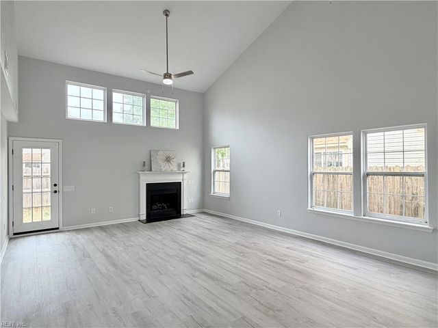 113 Graystone TRCE, Suffolk, VA 23435