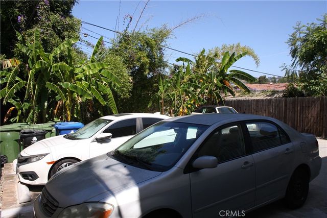1209 Hyperion Avenue, Los Angeles, CA 90029