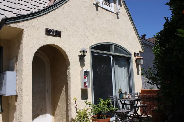 1209 Hyperion Avenue, Los Angeles, CA 90029