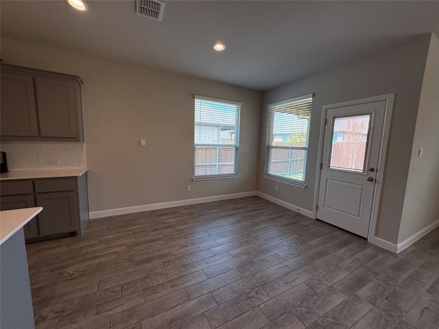 5267 Mountain View Drive, Krum, TX 76249