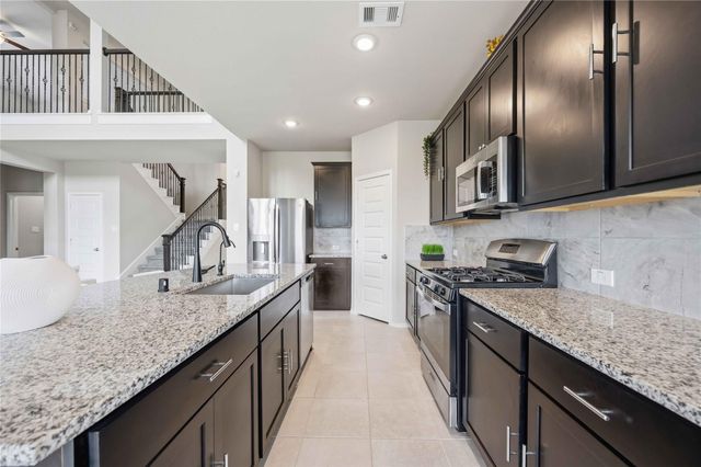 1334 Wild Mustang Trail, Richmond, TX 77406