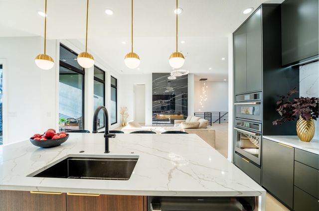 6016 Copper Ridge Street, Nixa, MO 65714