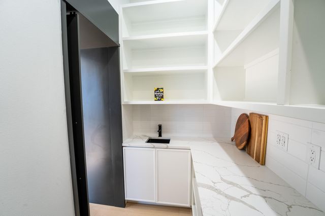 6016 Copper Ridge Street, Nixa, MO 65714