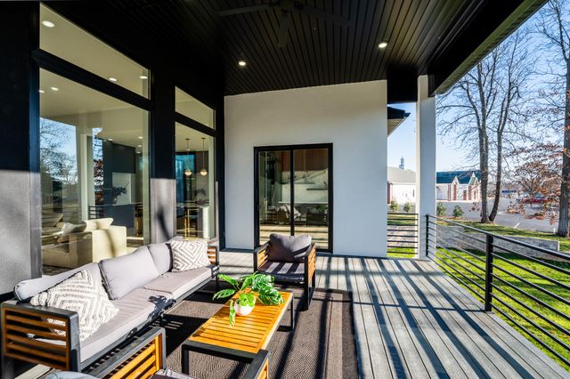 6016 Copper Ridge Street, Nixa, MO 65714