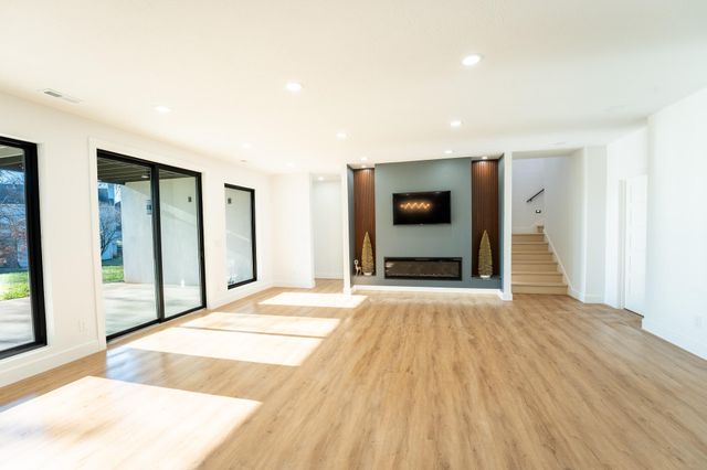 6016 Copper Ridge Street, Nixa, MO 65714