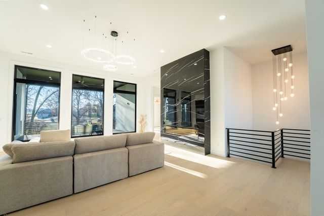 6016 Copper Ridge Street, Nixa, MO 65714