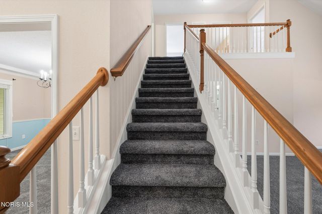 3130 Stonegate Drive, Maumee, OH 43537