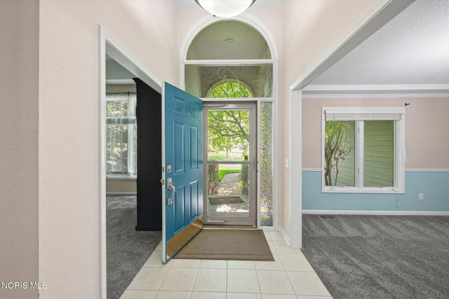 3130 Stonegate Drive, Maumee, OH 43537