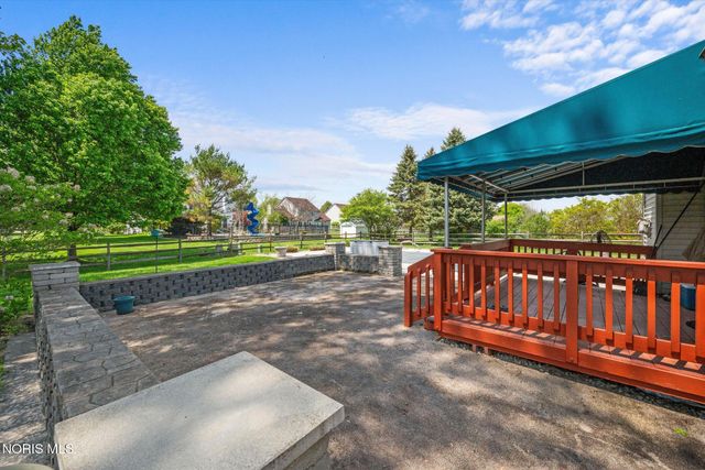 3130 Stonegate Drive, Maumee, OH 43537