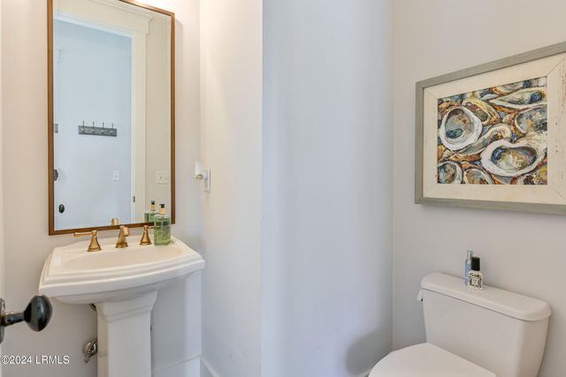 7 Abbey Row, Beaufort, SC 29906