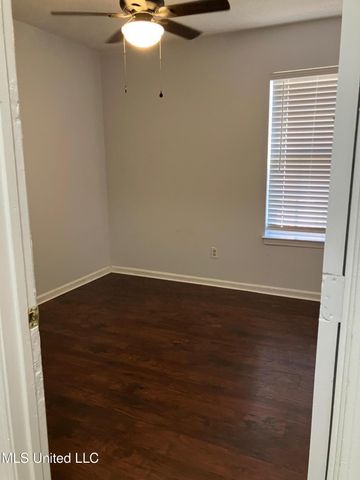 7054 Foxhall Drive, Horn Lake, MS 38637