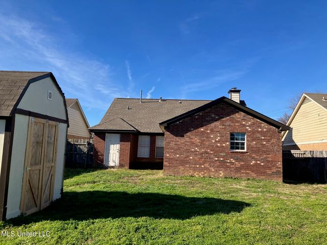 7054 Foxhall Drive, Horn Lake, MS 38637