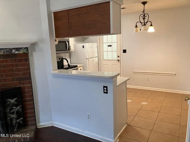 7054 Foxhall Drive, Horn Lake, MS 38637