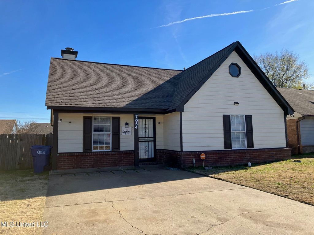 7054 Foxhall Drive, Horn Lake, MS 38637