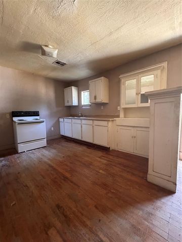 1837 NE 24th Street, Oklahoma City, OK 73111